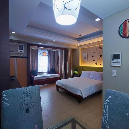Two Palmtree Villas Newport Boulevard Near Naia 3 Pasay City Manille Extérieur photo